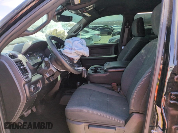 2024 Ram 2500 Tradesman z VIN 3C6UR5HLXRG209409, wystawiony jako Copart lot #58694365 z przebiegiem 28 761 mil mil oraz Szkoda całkowita • Salvage title. Historia ofert i sprzedaży dostępna na DreamBid. Obrazek 7.