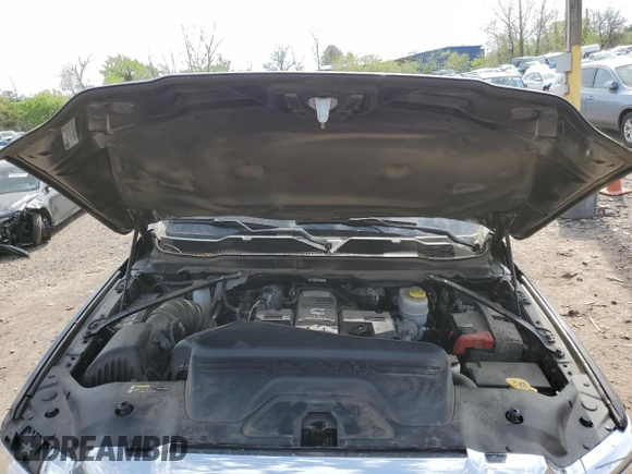 2020 Ram 2500 Limited z VIN 3C6UR5SL1LG109666, wystawiony jako Copart lot #52111515 z przebiegiem 48 068 mil mil oraz Szkoda całkowita • Salvage title. Historia ofert i sprzedaży dostępna na DreamBid. Obrazek 11.