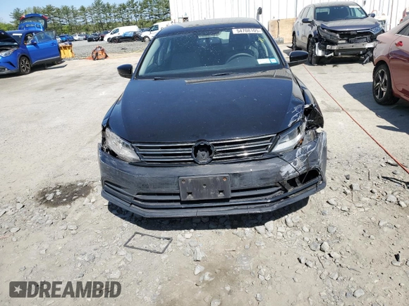 2017 Volkswagen Jetta S z VIN 3VW2B7AJXHM319558, wystawiony jako Copart lot #54708105 z przebiegiem 108 476 mil mil oraz Czysty tytuł • Clean title. Historia ofert i sprzedaży dostępna na DreamBid. Obrazek 5.