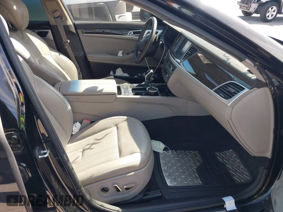 2016 Hyundai Genesis 3.8L z VIN KMHGN4JE3GU131049, wystawiony jako IAAI lot #42022155 z przebiegiem 107 801 mil mil oraz . Historia ofert i sprzedaży dostępna na DreamBid. Obrazek 5.
