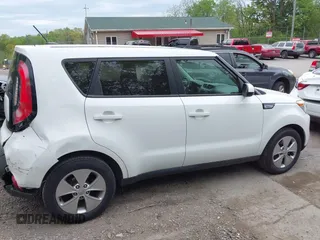 2015 Kia Soul z VIN KNDJN2A27F7213044, wystawiony jako IAAI lot #42230444 z przebiegiem 43 408 mil mil oraz . Historia ofert i sprzedaży dostępna na DreamBid. Obrazek 13.