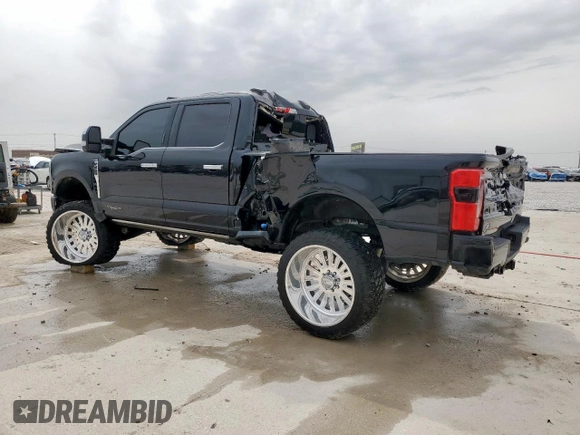 2024 Ford F-250 XL z VIN 1FT8W2BT2REE44792, wystawiony jako Copart lot #51431915 z przebiegiem Nie podano mil oraz Szkoda całkowita • Salvage title. Historia ofert i sprzedaży dostępna na DreamBid. Obrazek 2.