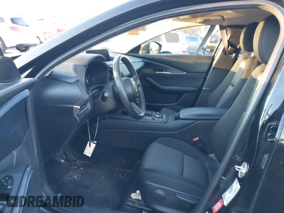 2021 Mazda CX-30 S with VIN 3MVDMAALXMM213642, listed as a IAAI auction lot 41010906 with 105,280 mi miles and . Bid and sale history available at DreamBid. Image 5.
