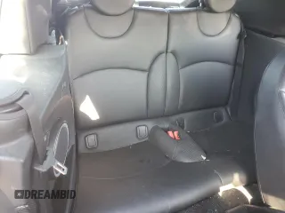 2014 MINI Convertible S с VIN WMWZP3C52ET706661, выставлен на аукционе Copart как лот 70040934 с пробегом 65 484 миль миль и Списание • Salvage title. История ставок и продаж доступна на DreamBid. Изображение 10.