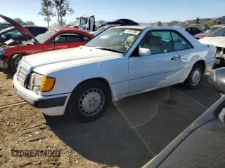 1990 Mercedes-Benz 300 with VIN WDBEA51D7LB092653, listed as a Copart auction lot 77023794 with 141,095 mi miles and Clean Title. Bid and sale history available at carsss.com. Image 1.