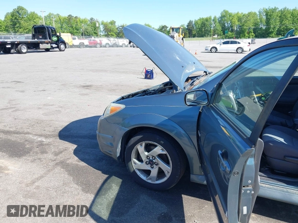 2006 Pontiac Vibe with VIN 5Y2SL658X6Z422993, listed as a IAAI auction lot 42130160 with 184,156 mi miles. Bid and sale history available at carsss.com. Image 13.