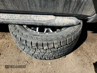 2019 Ram 1500 Laramie z VIN 1C6SRFJTXKN823283, wystawiony jako Copart lot #49893415 z przebiegiem 169 270 mil mil oraz Szkoda całkowita • Salvage title. Historia ofert i sprzedaży dostępna na DreamBid. Obrazek 12.
