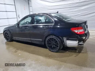 2011 Mercedes-Benz C 300 Sport z VIN WDDGF8BB5BR140804, wystawiony jako Copart lot #55286805 z przebiegiem 137 640 mil mil oraz Szkoda całkowita • Salvage title. Historia ofert i sprzedaży dostępna na DreamBid. Obrazek 2.