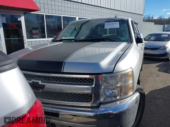 2011 Chevrolet Silverado 1500 LT with VIN 3GCPKSE37BG348836, listed as a IAAI auction lot 41452676 with 213,795 mi miles and . Bid and sale history available at DreamBid. Image 12.