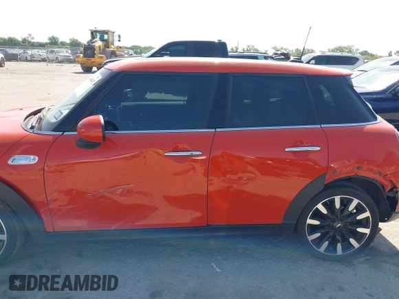 2019 MINI Hardtop 4 Door Cooper S with VIN WMWXU3C57K2B64946, listed as a IAAI auction lot 42240647 with 87,704 mi miles and . Bid and sale history available at DreamBid. Image 14.