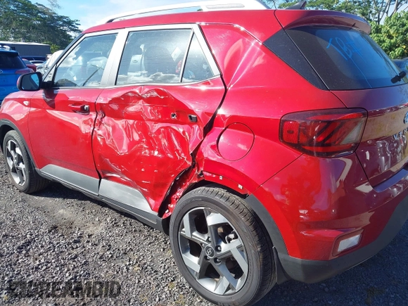 2022 Hyundai Venue Limited with VIN KMHRC8A38NU203025, listed as a IAAI auction lot 42714936 with 10,494 mi miles and . Bid and sale history available at DreamBid. Image 6.