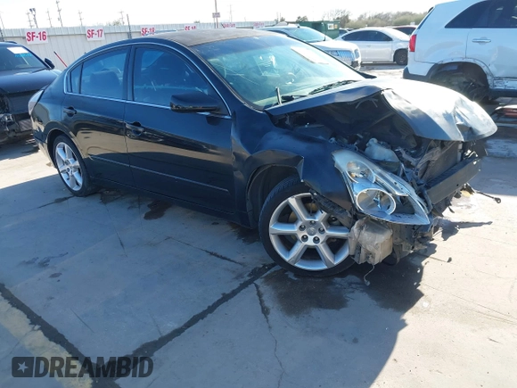 2010 Nissan Altima 2.5 S with VIN 1N4AL2AP5AN402870, listed as a IAAI auction lot 41409655 with 174,640 mi miles. Bid and sale history available at carsss.com. Image 1.