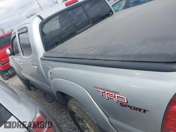 2012 Toyota Tacoma with VIN 3TMLU4ENXCM083340, listed as a IAAI auction lot 41704584 with 120,944 mi miles and . Bid and sale history available at DreamBid. Image 14.
