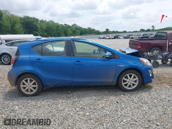 2016 Toyota Prius One z VIN JTDKDTB30G1117670, wystawiony jako IAAI lot #42115566 z przebiegiem 177 011 mil mil oraz . Historia ofert i sprzedaży dostępna na DreamBid. Obrazek 13.