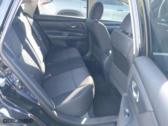 2017 Nissan Altima 2.5 S with VIN 1N4AL3AP0HN323817, listed as a IAAI auction lot 41637474 with 120,635 mi miles. Bid and sale history available at carsss.com. Image 8.