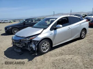 2017 Toyota Prius Plus z VIN JTDKARFP5H3003260, wystawiony jako Copart lot #56844965 z przebiegiem Nie podano mil oraz Szkoda całkowita • Salvage title. Historia ofert i sprzedaży dostępna na DreamBid. Obrazek 1.