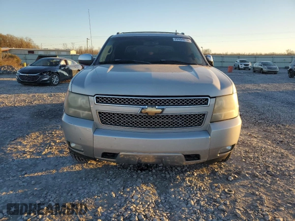 2007 Chevrolet Avalanche 3LT with VIN 3GNEC12067G253384, listed as a Copart auction lot 89404815 with 254,203 mi miles and Salvage title. Bid and sale history available at DreamBid. Image 5.