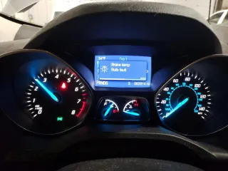 2013 Ford Escape SE with VIN 1FMCU9GX8DUD89103, listed as a Copart auction lot 49922795 with 82,814 mi miles and Salvage Title. Bid and sale history available at DreamBid. Image 9.