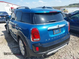2018 MINI Countryman Cooper S with VIN WMZYT5C30J3E60548, listed as a IAAI auction lot 41890016 with 75,769 mi miles and . Bid and sale history available at DreamBid. Image 3.