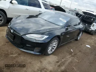 2016 Tesla Model S 70 with VIN 5YJSA1E11GF155536, listed as a Copart auction lot 47543565 with 137,462 mi miles and Salvage title. Bid and sale history available at DreamBid. Image 1.