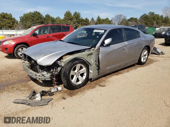 2013 Dodge Charger SE z VIN 2C3CDXBG4DH689616, wystawiony jako Copart lot #52802325 z przebiegiem 91 471 mil mil oraz Szkoda całkowita • Salvage title. Historia ofert i sprzedaży dostępna na DreamBid. Obrazek 1.