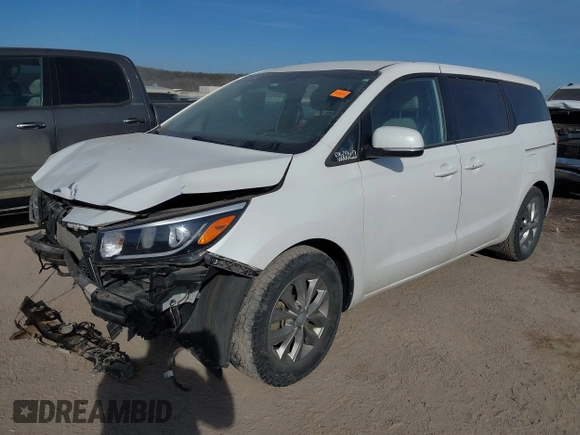 2021 Kia Sedona LX with VIN KNDMB5C18M6666362, listed as a IAAI auction lot 41427758 with 47,086 mi miles. Bid and sale history available at carsss.com. Image 2.
