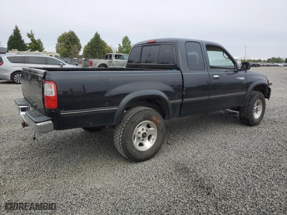 1998 Toyota T100 DX with VIN JT4UN22D8W0052905, listed as a Copart auction lot 72473714 with 252,471 mi miles and Salvage Title. Bid and sale history available at carsss.com. Image 3.