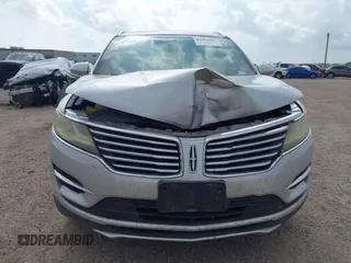 2017 Lincoln MKC Premiere with VIN 5LMCJ1C98HUL22506, listed as a IAAI auction lot 42462103 with 146,765 mi miles and . Bid and sale history available at DreamBid. Image 12.