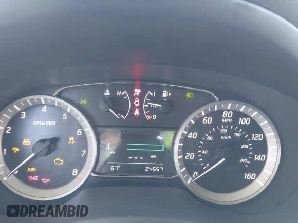 2013 Nissan Sentra S with VIN 3N1AB7AP9DL731315, listed as a IAAI auction lot 42033994 with 24,557 mi miles and . Bid and sale history available at DreamBid. Image 7.