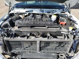 2024 Ram 2500 Tradesman z VIN 3C6UR5HL6RG253486, wystawiony jako Copart lot #43462095 z przebiegiem 34 638 mil mil oraz Szkoda całkowita • Salvage title. Historia ofert i sprzedaży dostępna na DreamBid. Obrazek 11.