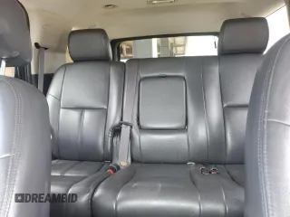 2013 Chevrolet Tahoe LS с VIN 1GNSCAE06DR260796, выставлен на аукционе Copart как лот 61171035 с пробегом 168 282 миль миль и Списание • Salvage title. История ставок и продаж доступна на DreamBid. Изображение 10.