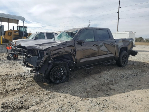 2024 Toyota Tundra 4WD Limited Hybrid with VIN 5TFWC5DB8RX040633, listed as a Copart auction lot 41972855 with 26,444 mi miles and Salvage Title. Bid and sale history available at carsss.com. Image 1.