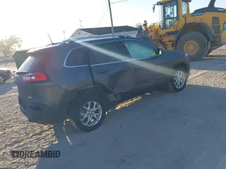 2018 Jeep Cherokee Latitude Plus z VIN 1C4PJLLB5JD538858, wystawiony jako IAAI lot #41752157 z przebiegiem 134 199 mil mil oraz . Historia ofert i sprzedaży dostępna na DreamBid. Obrazek 4.