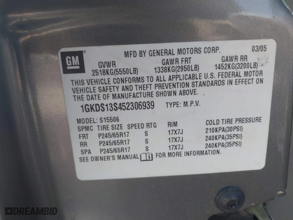 2005 GMC Envoy SLE with VIN 1GKDS13S452306939, listed as a IAAI auction lot 41931667 with 236,955 mi miles. Bid and sale history available at carsss.com. Image 9.