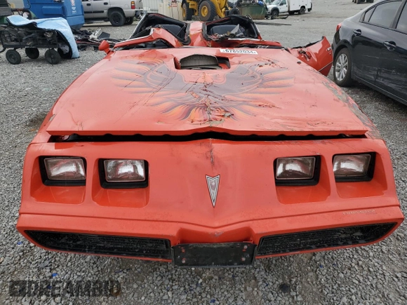 1979 Pontiac Firebird z VIN 2W87Z9N112021, wystawiony jako Copart lot #67852034 z przebiegiem Nie podano mil oraz Nie do naprawy • Non repairable. Historia ofert i sprzedaży dostępna na DreamBid. Obrazek 12.