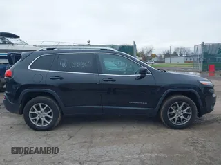 2014 Jeep Cherokee Latitude z VIN 1C4PJMCS5EW219542, wystawiony jako IAAI lot #40950309 z przebiegiem 154 099 mil mil oraz . Historia ofert i sprzedaży dostępna na DreamBid. Obrazek 13.