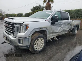 2020 GMC Sierra 2500HD SLT z VIN 1GT49NEY1LF112083, wystawiony jako Copart lot #47886065 z przebiegiem 170 505 mil mil oraz Szkoda całkowita • Salvage title. Historia ofert i sprzedaży dostępna na DreamBid. Obrazek 1.