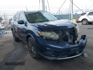2015 Nissan Rogue SL z VIN 5N1AT2MV4FC789785, wystawiony jako IAAI lot #42293381 z przebiegiem 157 601 mil mil oraz . Historia ofert i sprzedaży dostępna na DreamBid. Obrazek 1.