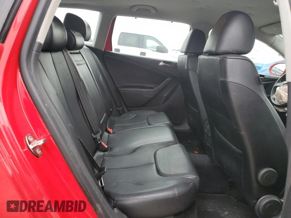 2008 Volkswagen Passat z VIN WVWXK73CX8E238508, wystawiony jako Copart lot #45810975 z przebiegiem 199 870 mil mil oraz Szkoda całkowita • Salvage title. Historia ofert i sprzedaży dostępna na DreamBid. Obrazek 11.