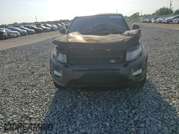 2015 Land Rover Range Rover Evoque Prestige z VIN SALVV2BG2FH012781, wystawiony jako Copart lot #57328405 z przebiegiem Nie podano mil oraz Szkoda całkowita • Salvage title. Historia ofert i sprzedaży dostępna na DreamBid. Obrazek 13.
