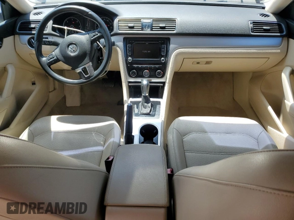 2013 Volkswagen Passat SE with VIN 1VWBN7A39DC123275, listed as a Copart auction lot 58411545 with 79,320 mi miles and Clean title. Bid and sale history available at DreamBid. Image 8.