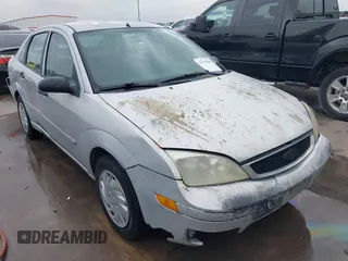 2007 Ford Focus S with VIN 1FAFP34N67W102803, listed as a IAAI auction lot 41739189 with 283,156 mi miles. Bid and sale history available at carsss.com. Image 1.