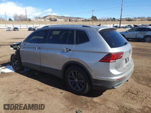 2023 Volkswagen Tiguan SE z VIN 3VV2B7AX1PM065939, wystawiony jako Copart lot #45315355 z przebiegiem 18 729 mil mil oraz Szkoda całkowita • Salvage title. Historia ofert i sprzedaży dostępna na DreamBid. Obrazek 2.