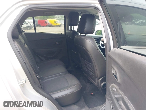2020 Chevrolet Trax LT with VIN 3GNCJPSB3LL107513, listed as a IAAI auction lot 42276450 with 54,260 mi miles and . Bid and sale history available at DreamBid. Image 8.