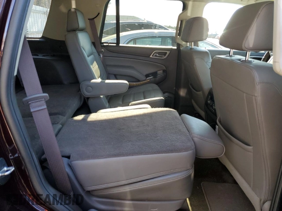 2017 GMC Yukon Denali with VIN 1GKS2CKJ5HR229277, listed as a Copart auction lot 87868105 with 95,714 mi miles and Salvage Title. Bid and sale history available at carsss.com. Image 11.