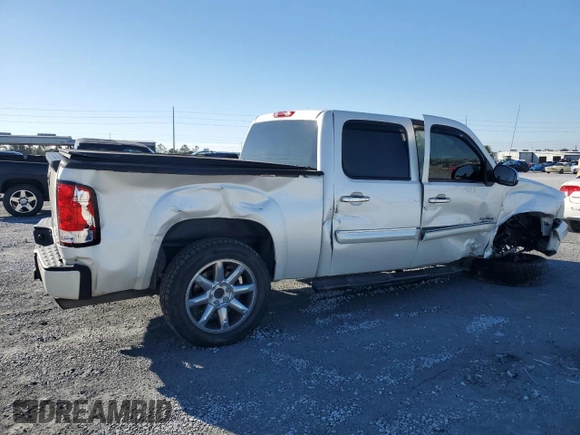 2011 GMC Sierra 1500 Denali z VIN 3GTP2XE26BG222472, wystawiony jako Copart lot #42186215 z przebiegiem Nie podano mil oraz Nie do naprawy • Non repairable. Historia ofert i sprzedaży dostępna na DreamBid. Obrazek 3.