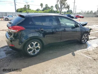 2016 Kia Forte 5-Door LX with VIN KNAFK5A86G5608301, listed as a Copart auction lot 72516224 with 70,687 mi miles and Salvage Title. Bid and sale history available at carsss.com. Image 3.