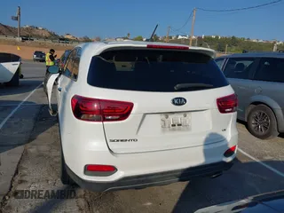 2019 Kia Sorento S V6 with VIN 5XYPG4A52KG558439, listed as a IAAI auction lot 41462127 with 73,552 mi miles. Bid and sale history available at carsss.com. Image 16.