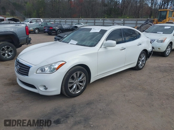 2013 Infiniti M37 with VIN JN1BY1AP3DM513084, listed as a IAAI auction lot 41903753 with 139,864 mi miles. Bid and sale history available at carsss.com. Image 17.