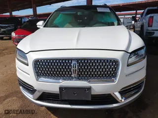 2020 Lincoln Nautilus Reserve with VIN 2LMPJ8KP5LBL03637, listed as a IAAI auction lot 41659680 with 54,677 mi miles. Bid and sale history available at carsss.com. Image 12.